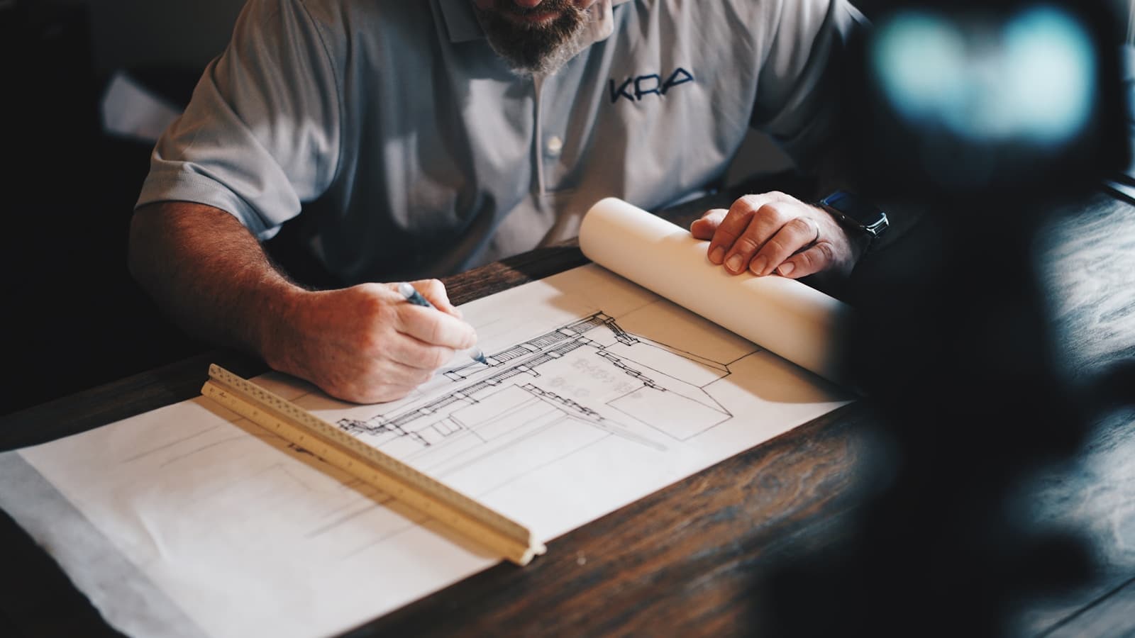 Buying off-plan means paying in installments. Learn about the 'MaBV' regulation that protects your money if the developer goe