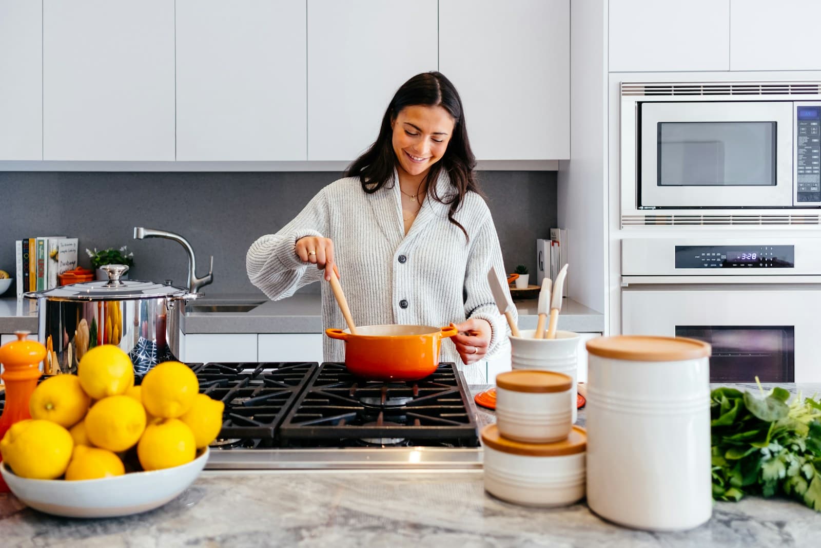 Shock for expats: In Germany, apartments are often sold without a kitchen. We explain the concept of 'Ablöse' and why you mig